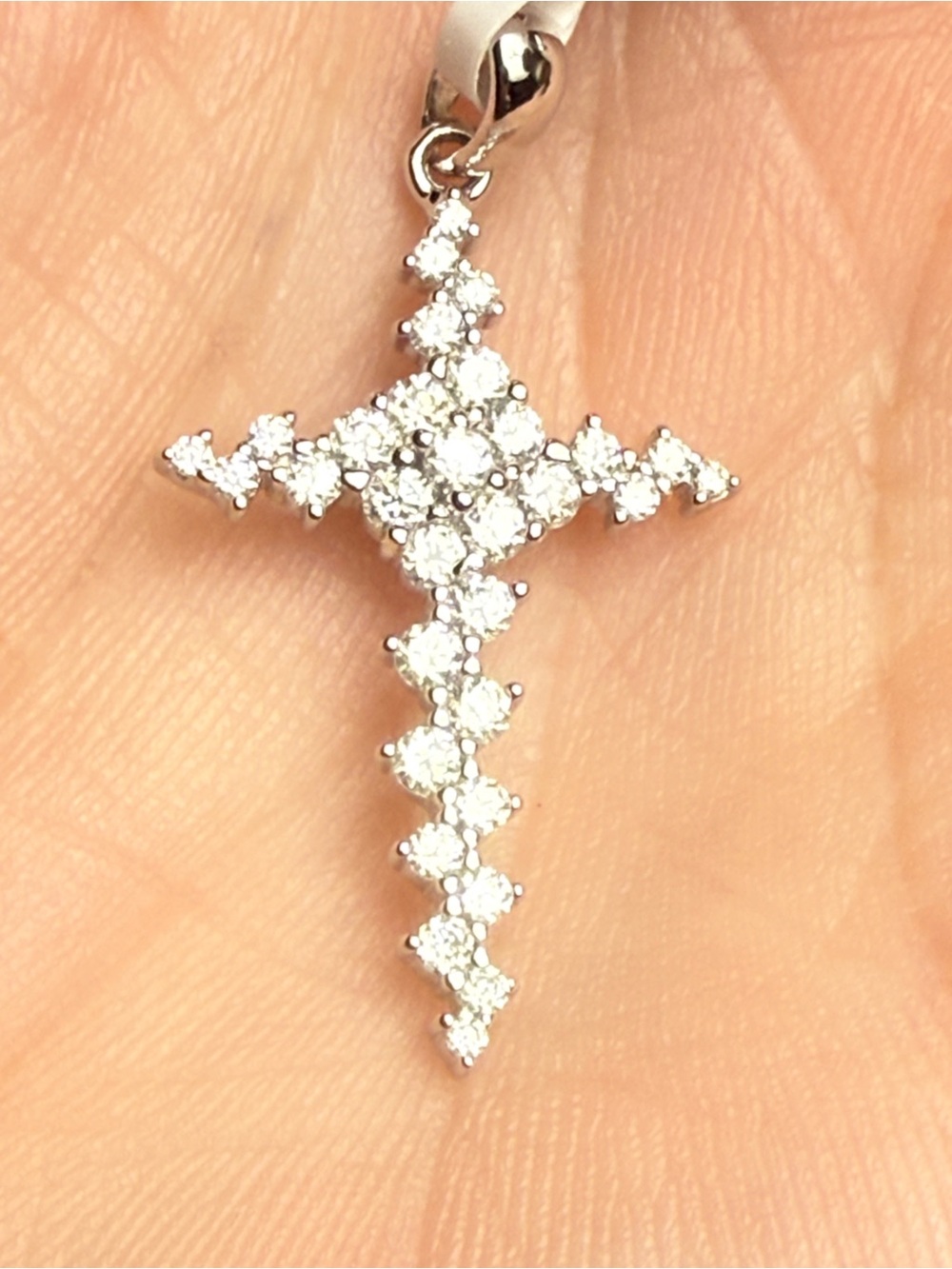 GRA CERTIFIED MOISSANITE DIAMOND 1CT CROSS PENDANT 925 STERLING SILVER NEW - Picture 9 of 13